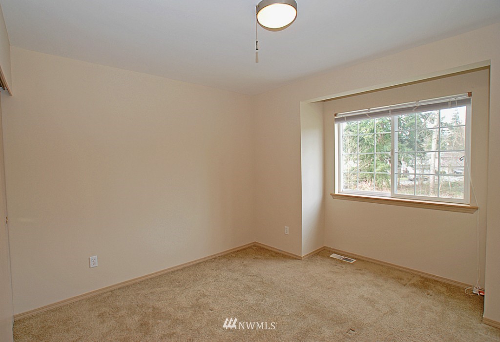 20123 7th Avenue Southeast Bothell, WA 98012 - Photo 9 of 15