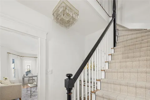 $1,699,000 | 17 Old Beach Road, Newport, RI 02840