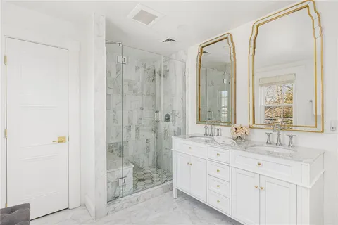 $1,699,000 | 17 Old Beach Road, Newport, RI 02840