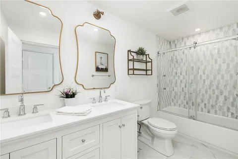 $1,699,000 | 17 Old Beach Road, Newport, RI 02840