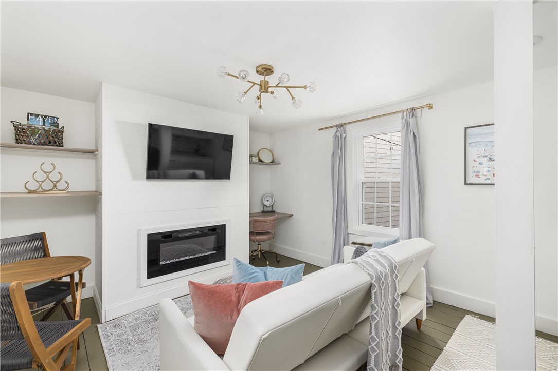 17 Old Beach Road Newport, RI 02840 - Photo 25 of 43