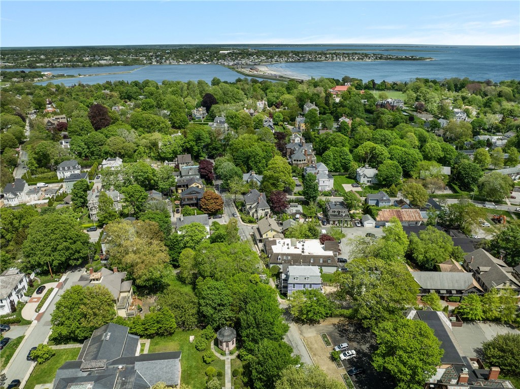 17 Old Beach Road Newport, RI 02840 - Photo 39 of 43