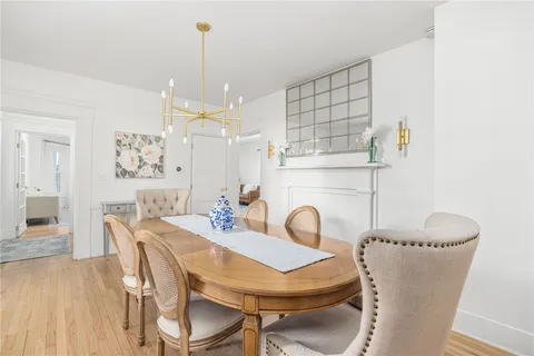 $1,699,000 | 17 Old Beach Road, Newport, RI 02840