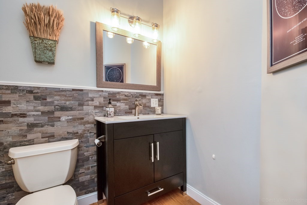 86 Frye Road Bolton, MA 01740 - Photo 23 of 42