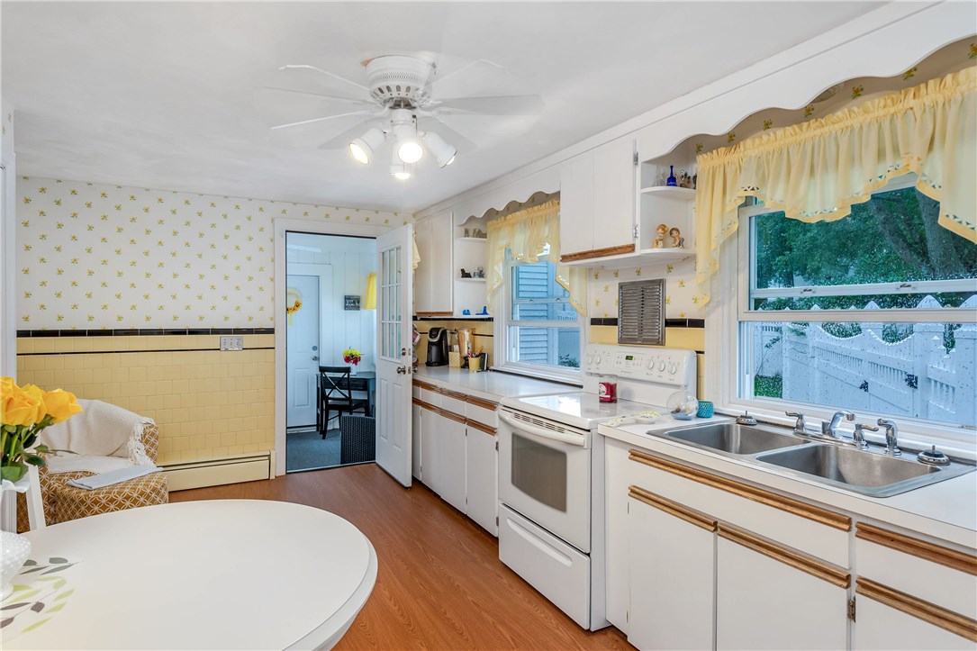 24 New Clark Road Cumberland, RI 02864 - Photo 6 of 24