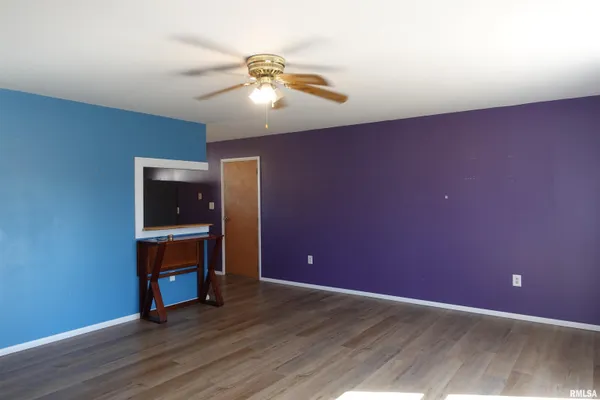 $120,000 | 1281 Russell Avenue, Galesburg, IL 61401