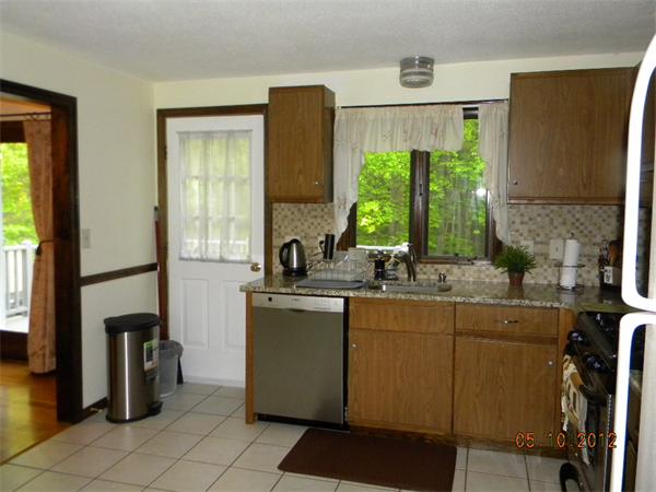 21 Southgate Road Franklin, MA 02038 - Photo 3 of 14 Gallery Image 3