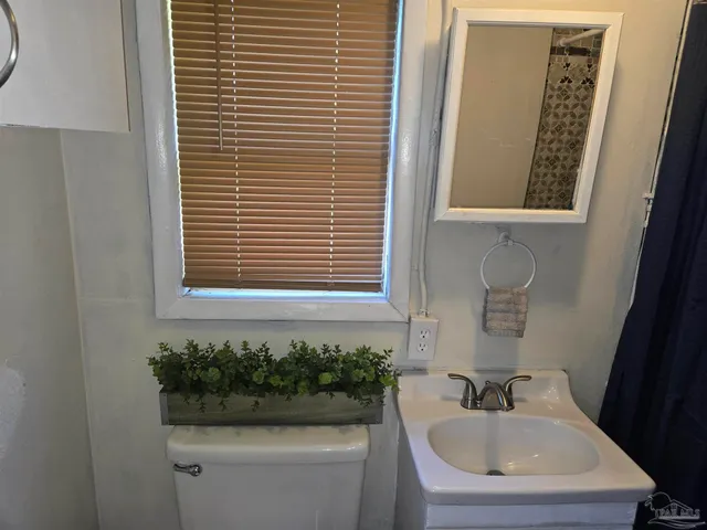 $1,050 | 6111 Lebanon Lane, Unit 2, Pensacola, FL 32504