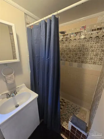 $1,295 | 6111 Lebanon Lane, Unit 2, Pensacola, FL 32504