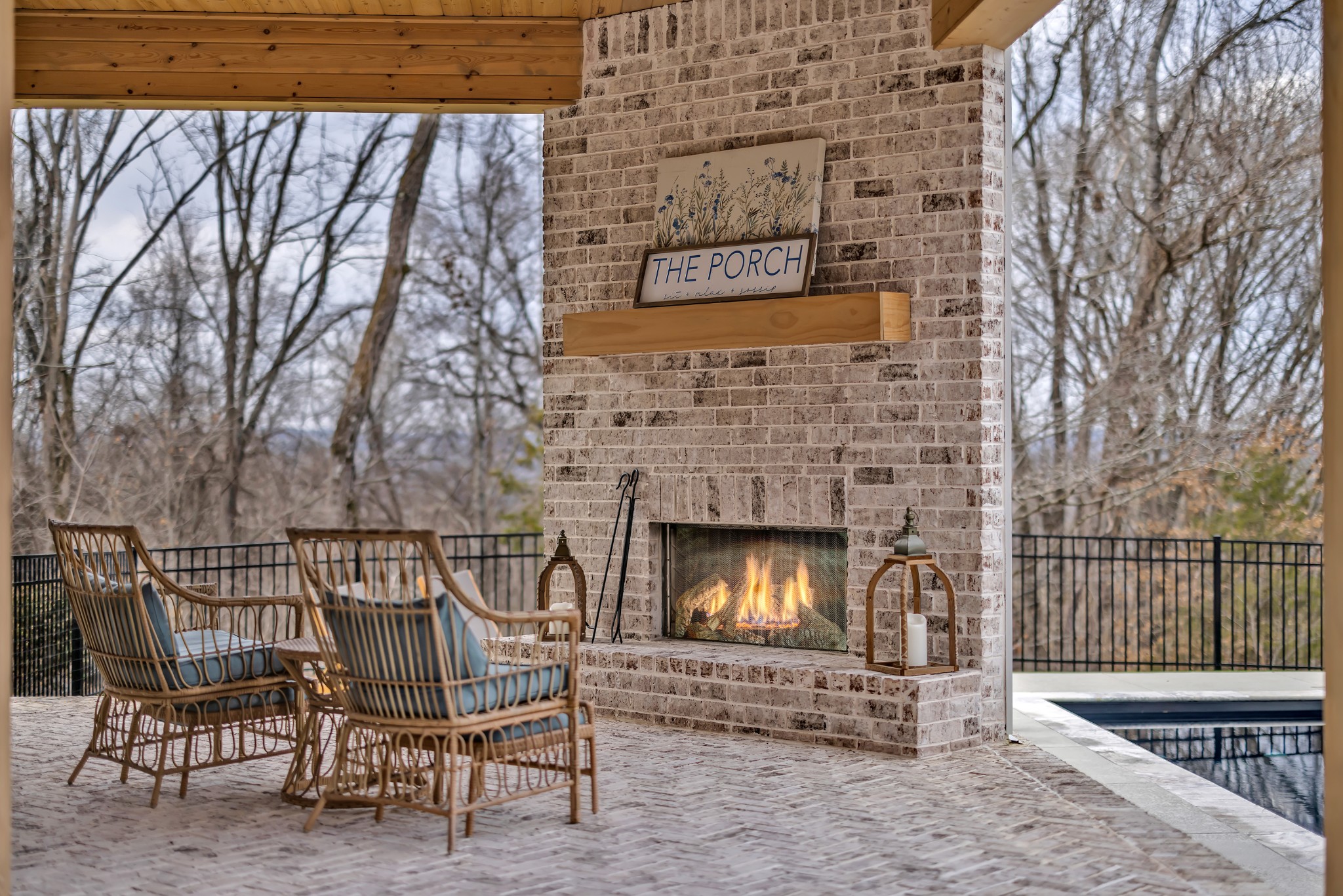 1095 Sam Johnson Road Columbia, TN 38401 - Photo 53 of 69 a view of a patio with a table and chairs