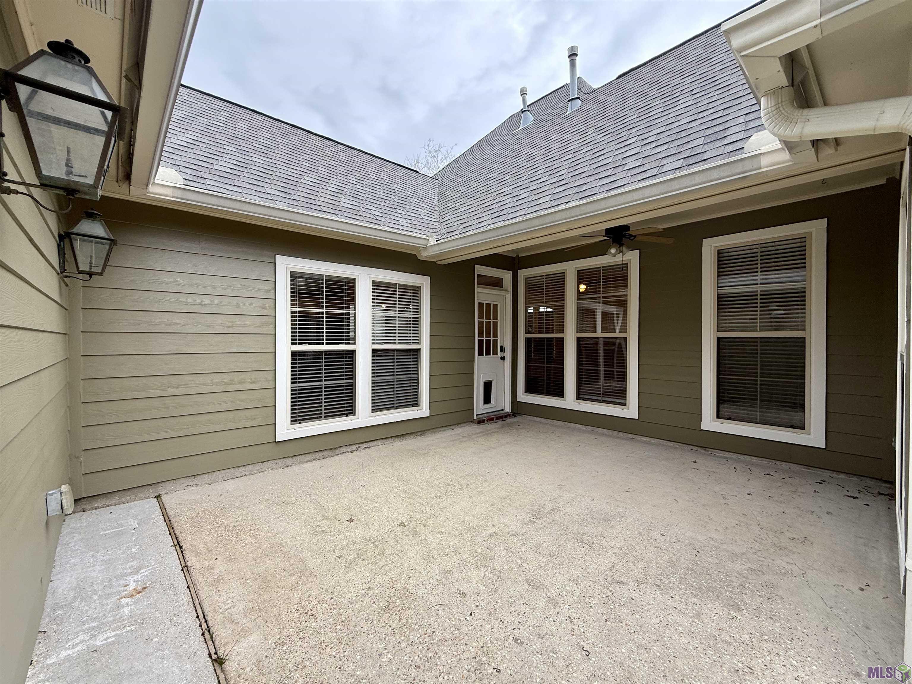 10437 Springridge Avenue St. George, LA 70810 - Photo 21 of 22 Gallery Image 21