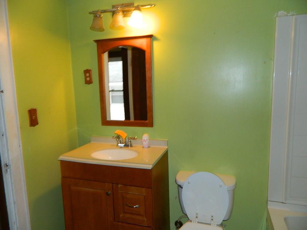 829 East Southern Avenue Springfield, OH 45505 - Photo 7 of 12