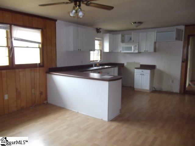 207 Ridgecrest Drive Easley, SC 29640 - Photo 2 of 8