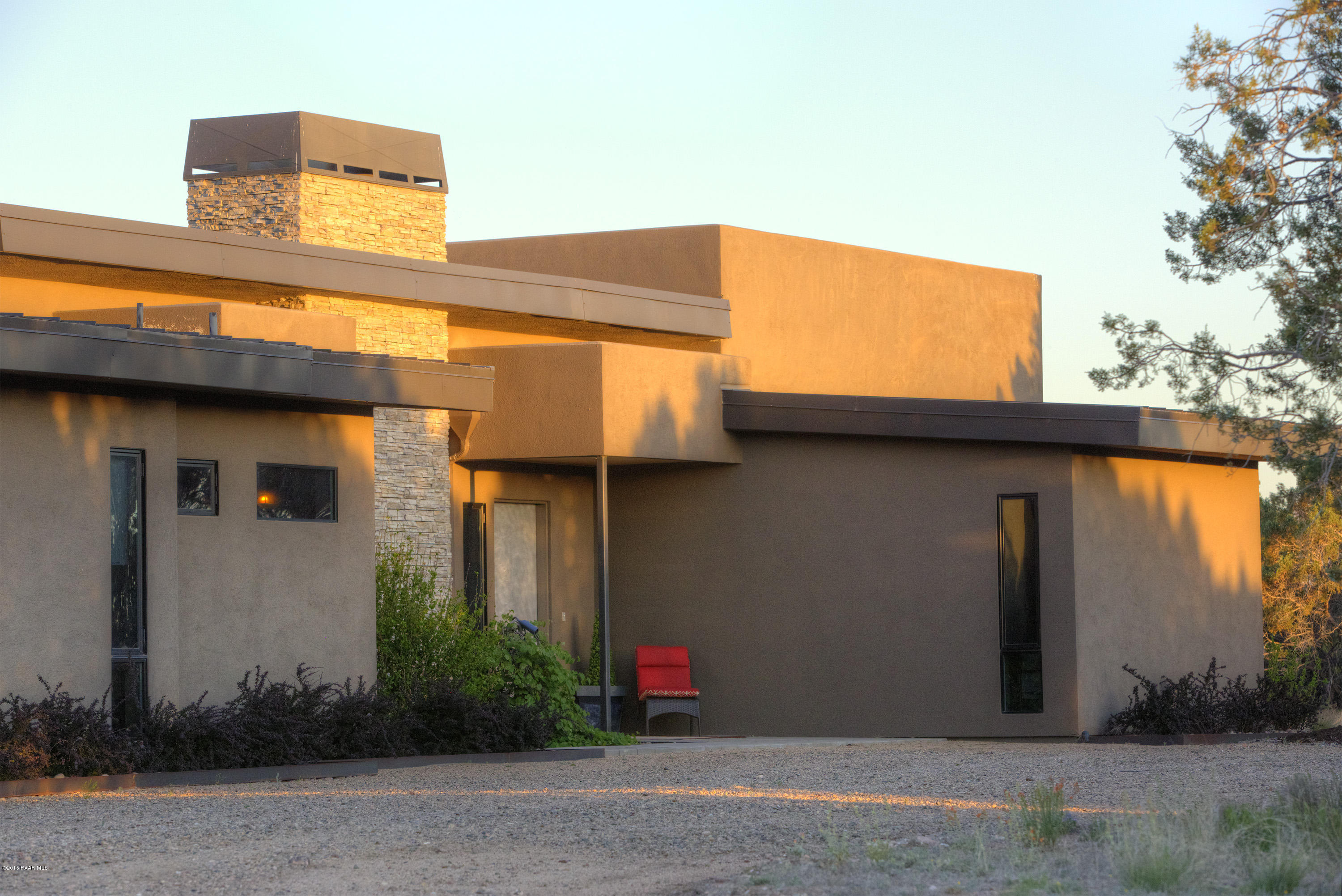 19925 North Lower Territory Road Prescott, AZ 86305 - Photo 3 of 41 a front view of a house