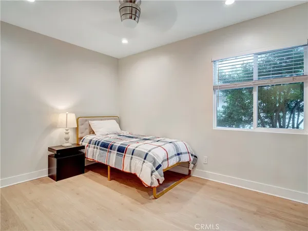 $5,700 | 17961 Martha Street, Encino, CA 91316