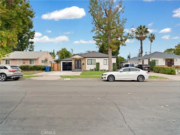 $5,700 | 17961 Martha Street, Encino, CA 91316