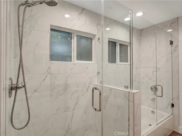 $5,700 | 17961 Martha Street, Encino, CA 91316