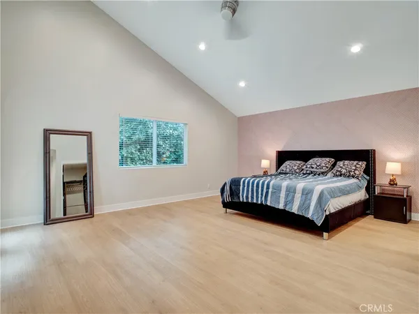 $5,700 | 17961 Martha Street, Encino, CA 91316