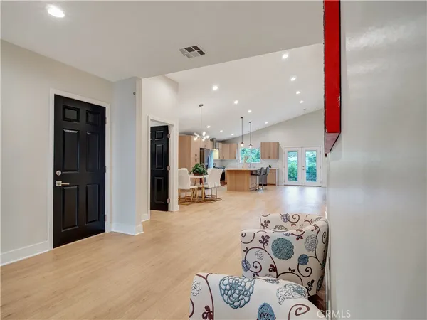 $5,700 | 17961 Martha Street, Encino, CA 91316
