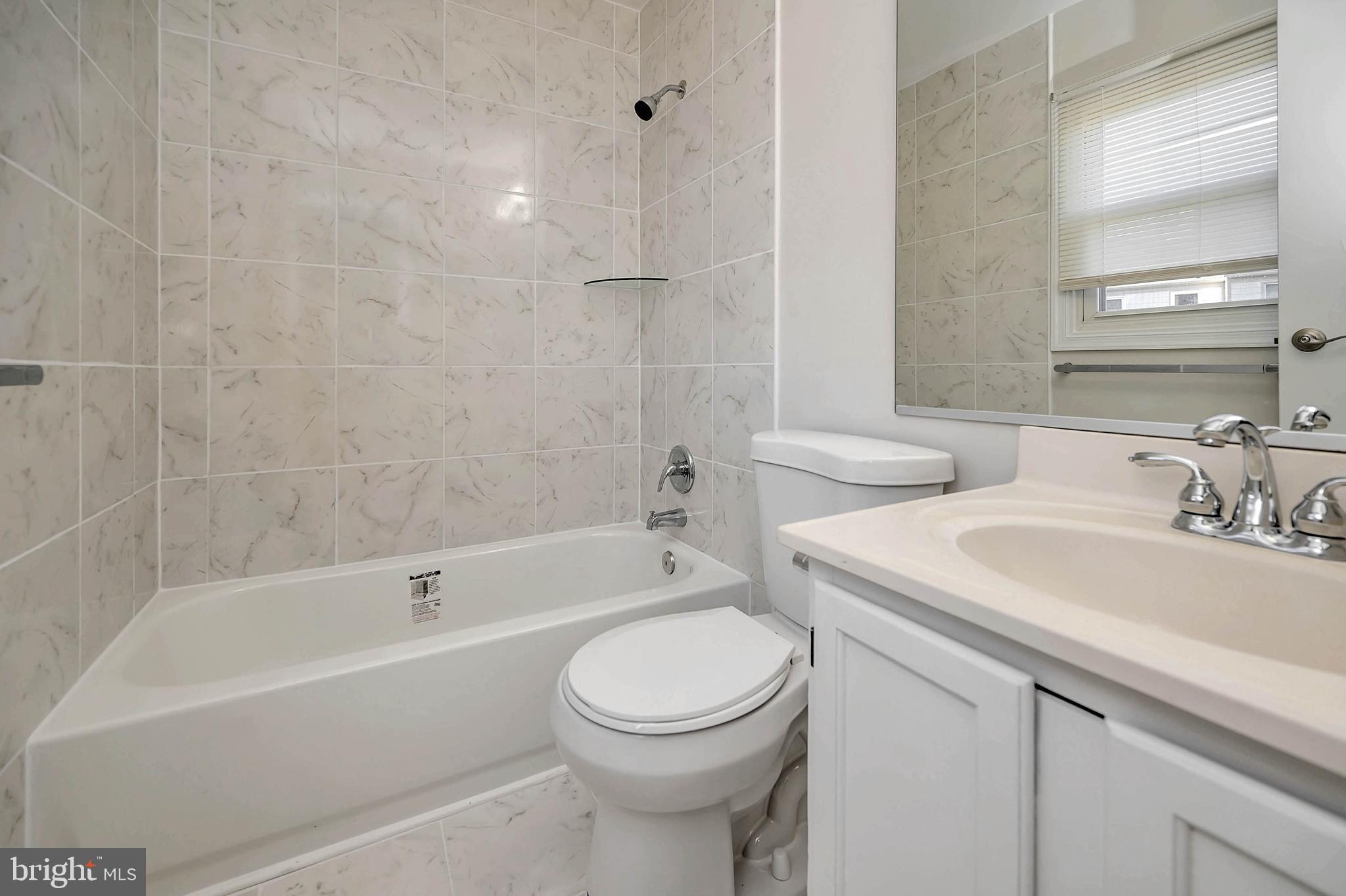 7380 Rokeby Drive Manassas, VA 20109 - Photo 13 of 21 Master Bathroom