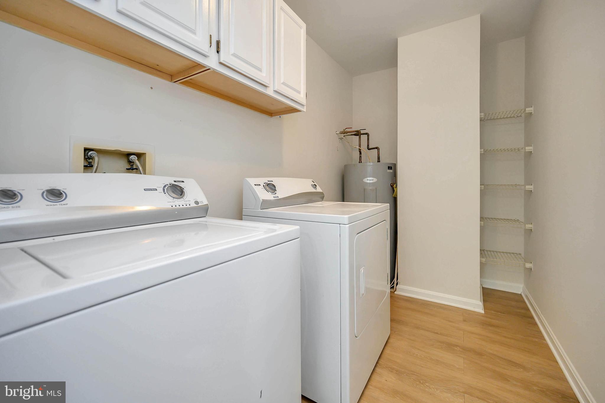 7380 Rokeby Drive Manassas, VA 20109 - Photo 16 of 21 Top floor Laundry