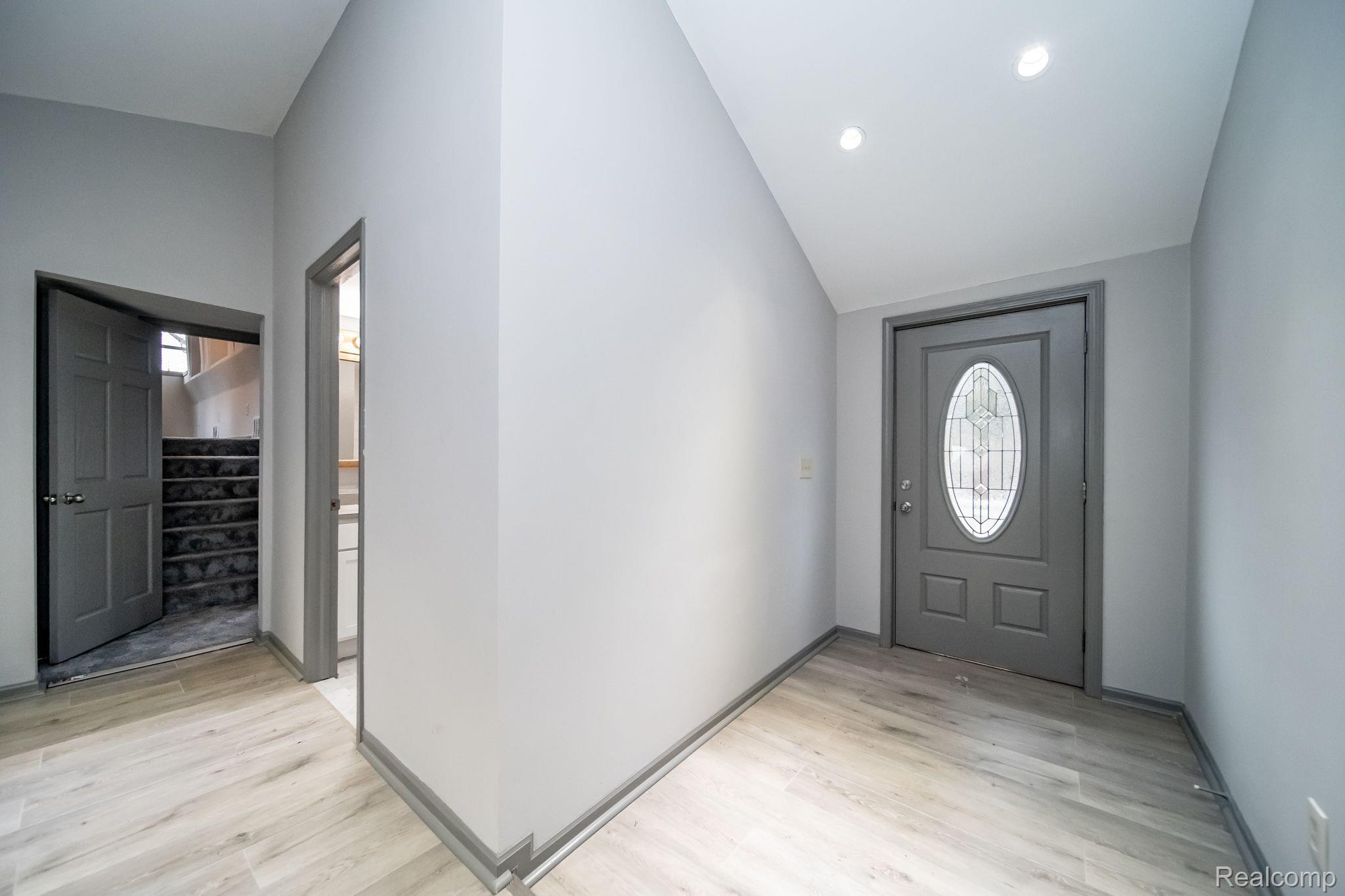 480 South Rochester Road Oakland, MI 48363 - Photo 10 of 91 Gallery Image 10