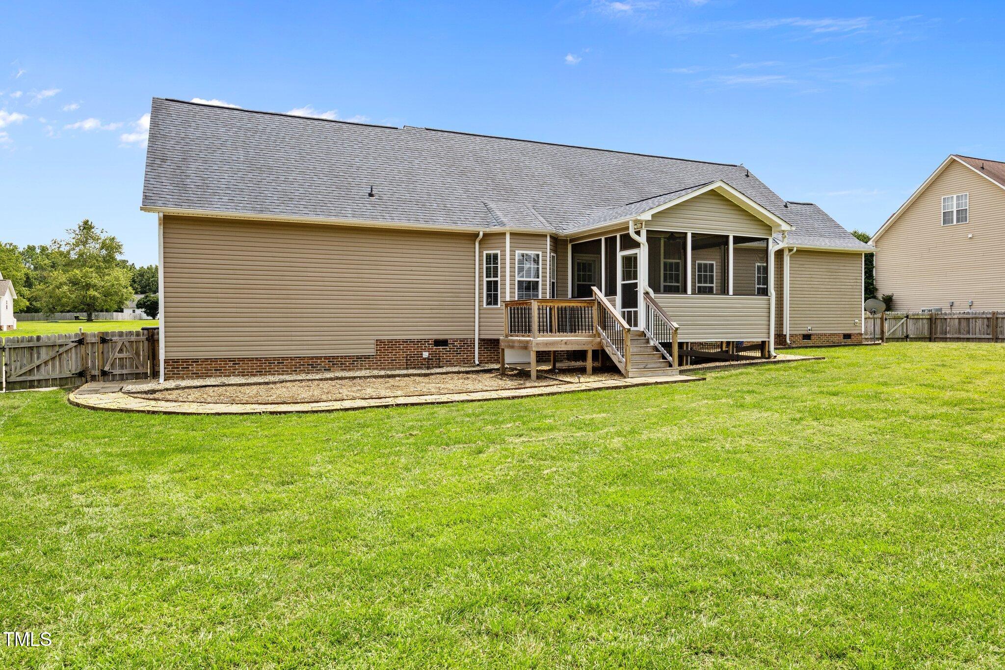 191 Bridle Drive Angier, NC 27501 - Photo 2 of 49 49-web-or-mls-IMG_5154