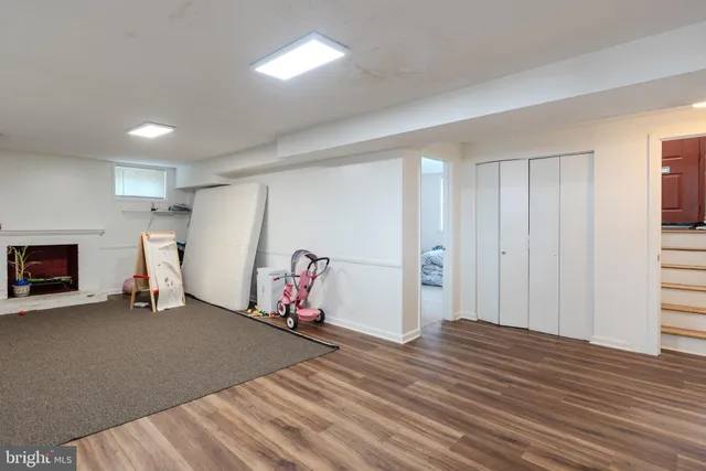 a view of a livingroom with a fireplace