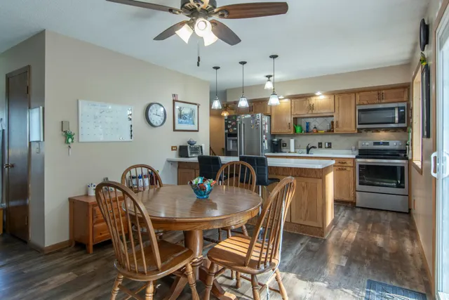 $599,000 | 900 Father Hennepin Park Road, Isle, MN 56342