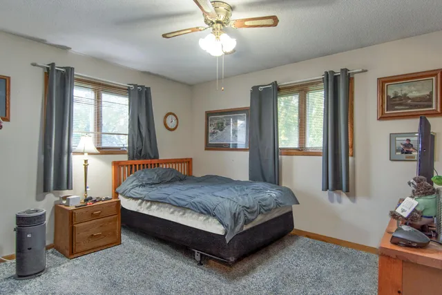 $599,000 | 900 Father Hennepin Park Road, Isle, MN 56342