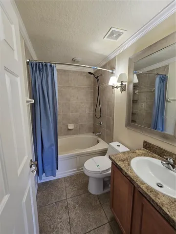 $1,800 | 6262 Maisai Road, Zephyrhills, FL 33542