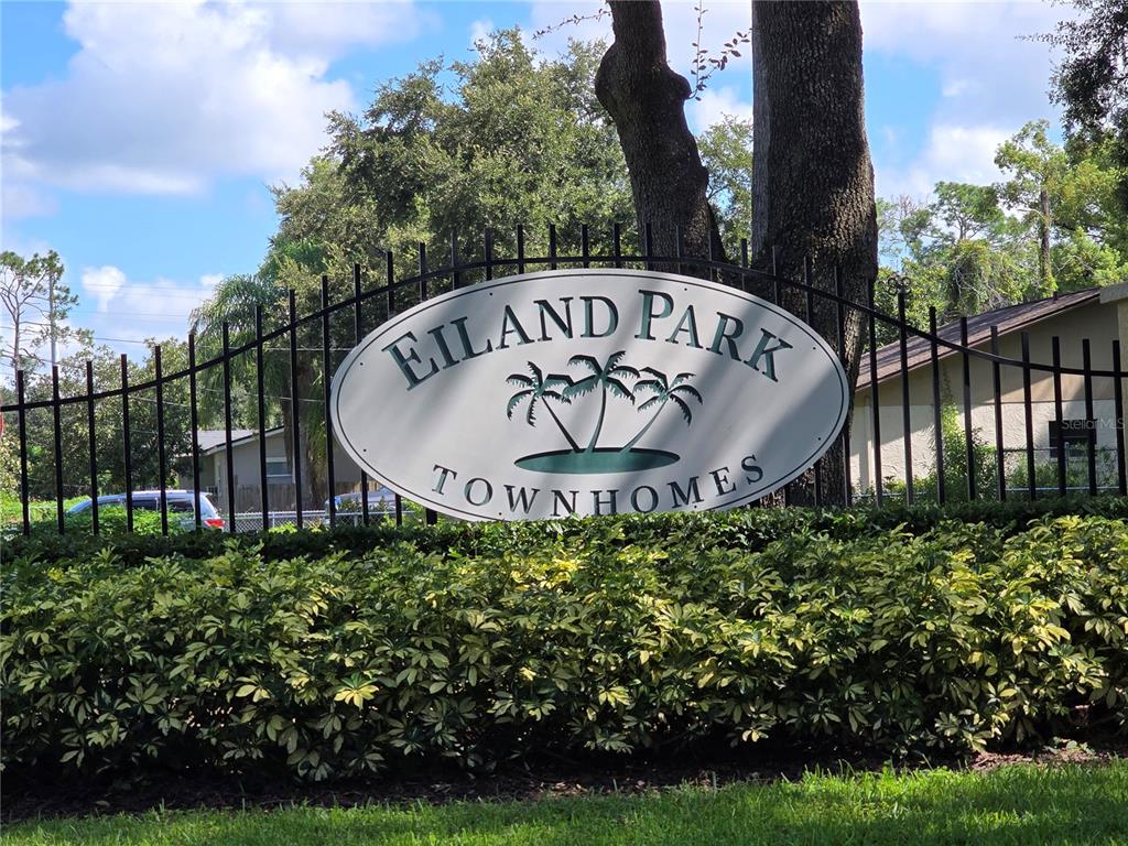 6262 Maisai Road Zephyrhills, FL 33542 - Photo 2 of 19