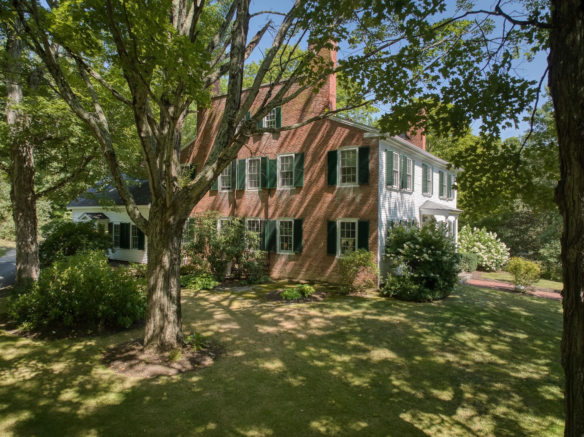102 Jones Road Hillsborough, NH 03244 - Photo 3 of 40 Gallery Image 3