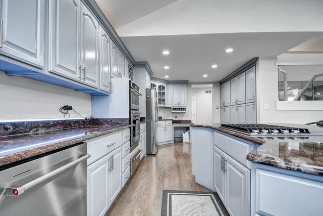 $849,873 | 16048 South Peppermill Trail, Homer Glen, IL 60491