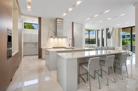 $12,999,999 | 2421 Barcelona Drive, Fort Lauderdale, FL 33301