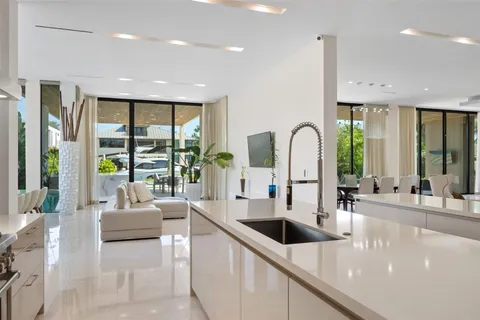 $12,999,999 | 2421 Barcelona Drive, Fort Lauderdale, FL 33301