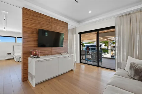 $12,999,999 | 2421 Barcelona Drive, Fort Lauderdale, FL 33301