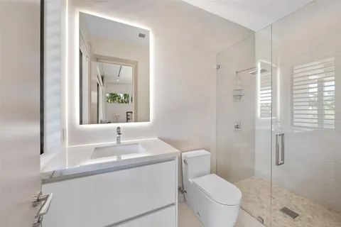 $12,999,999 | 2421 Barcelona Drive, Fort Lauderdale, FL 33301