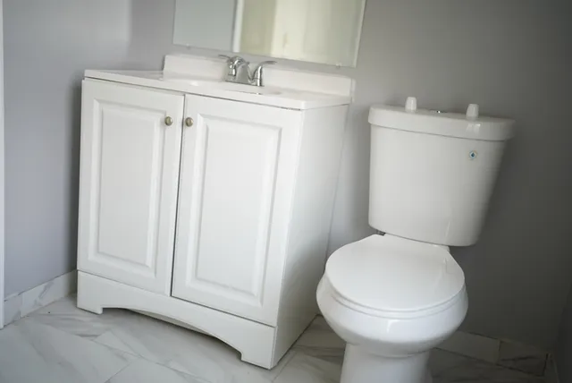 a close view of faucet