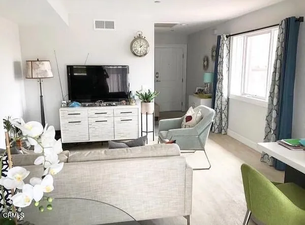 $2,750 | 60 South Vinedo Avenue, Unit 301, Pasadena, CA 91107