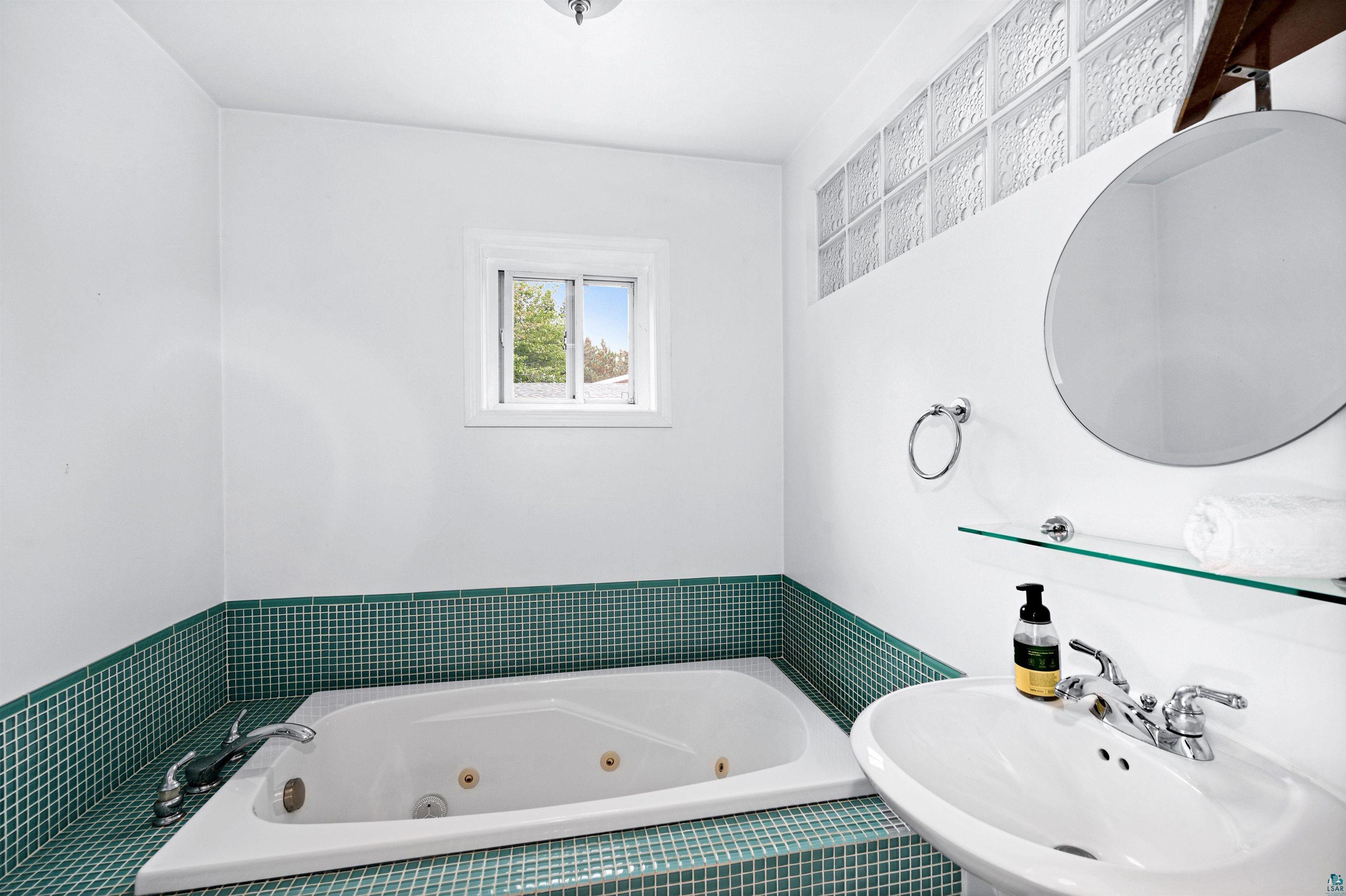 4203 Trinity Road Duluth, MN 55811 - Photo 13 of 25