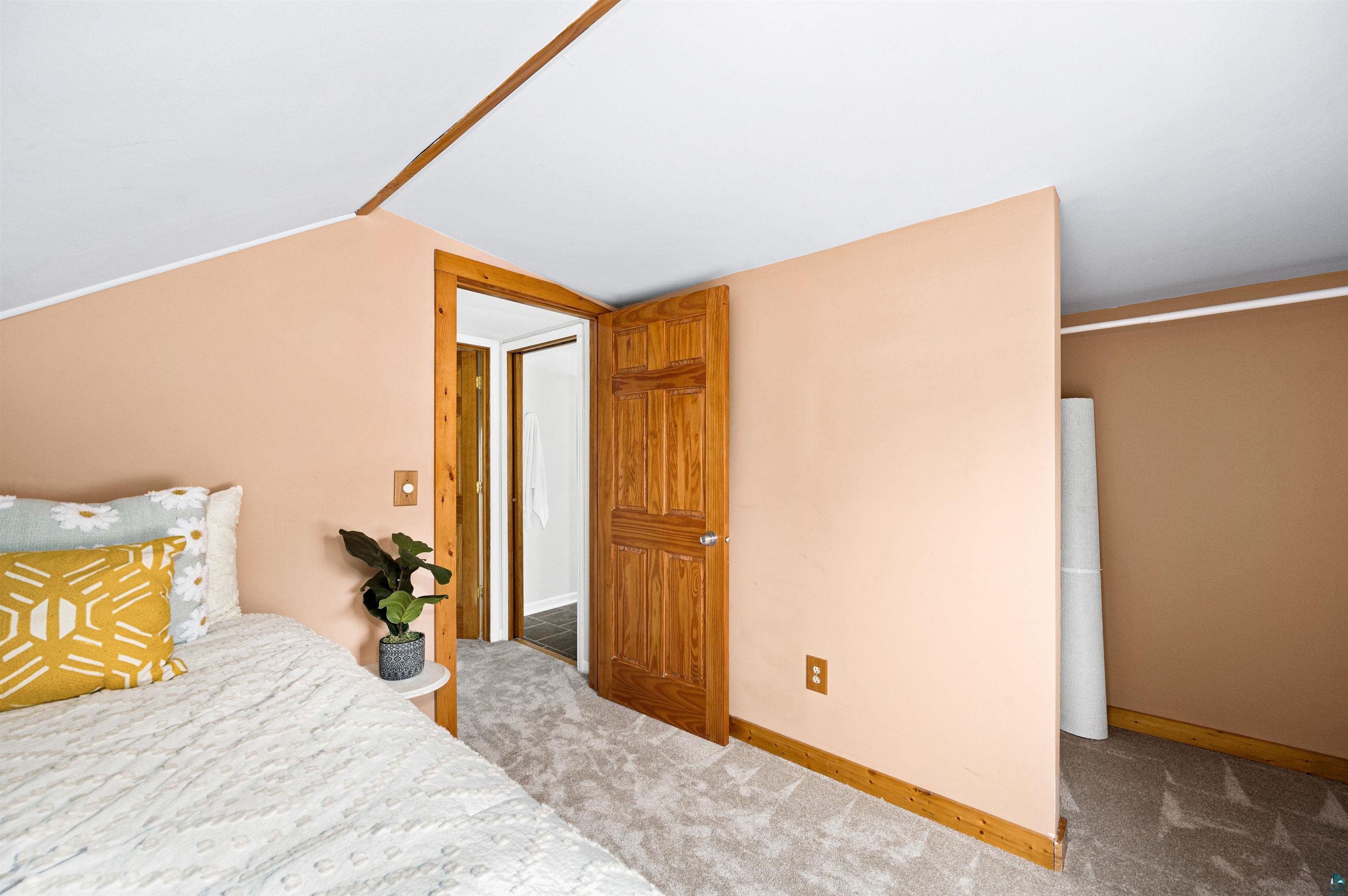 4203 Trinity Road Duluth, MN 55811 - Photo 19 of 25