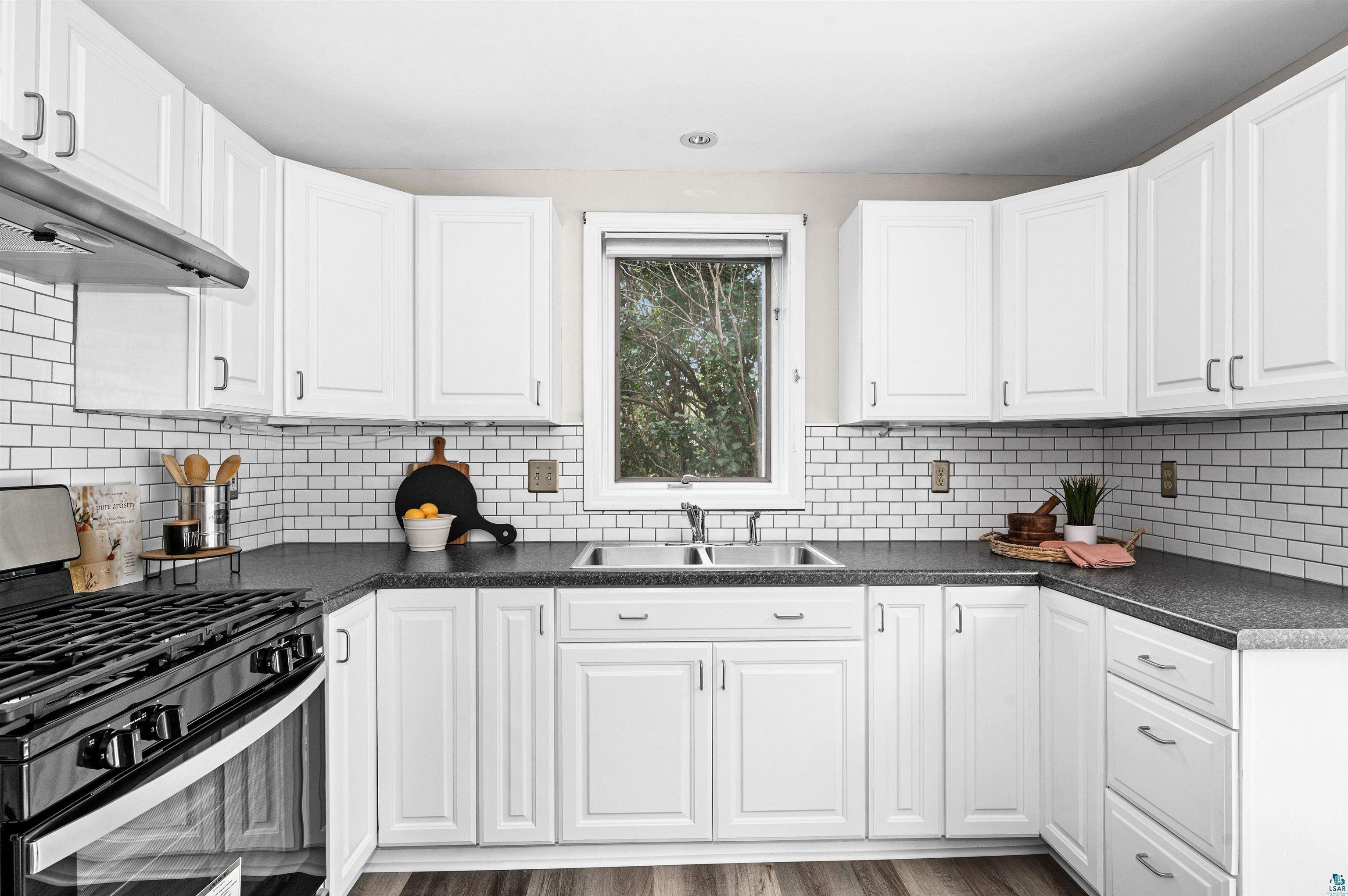 4203 Trinity Road Duluth, MN 55811 - Photo 8 of 25