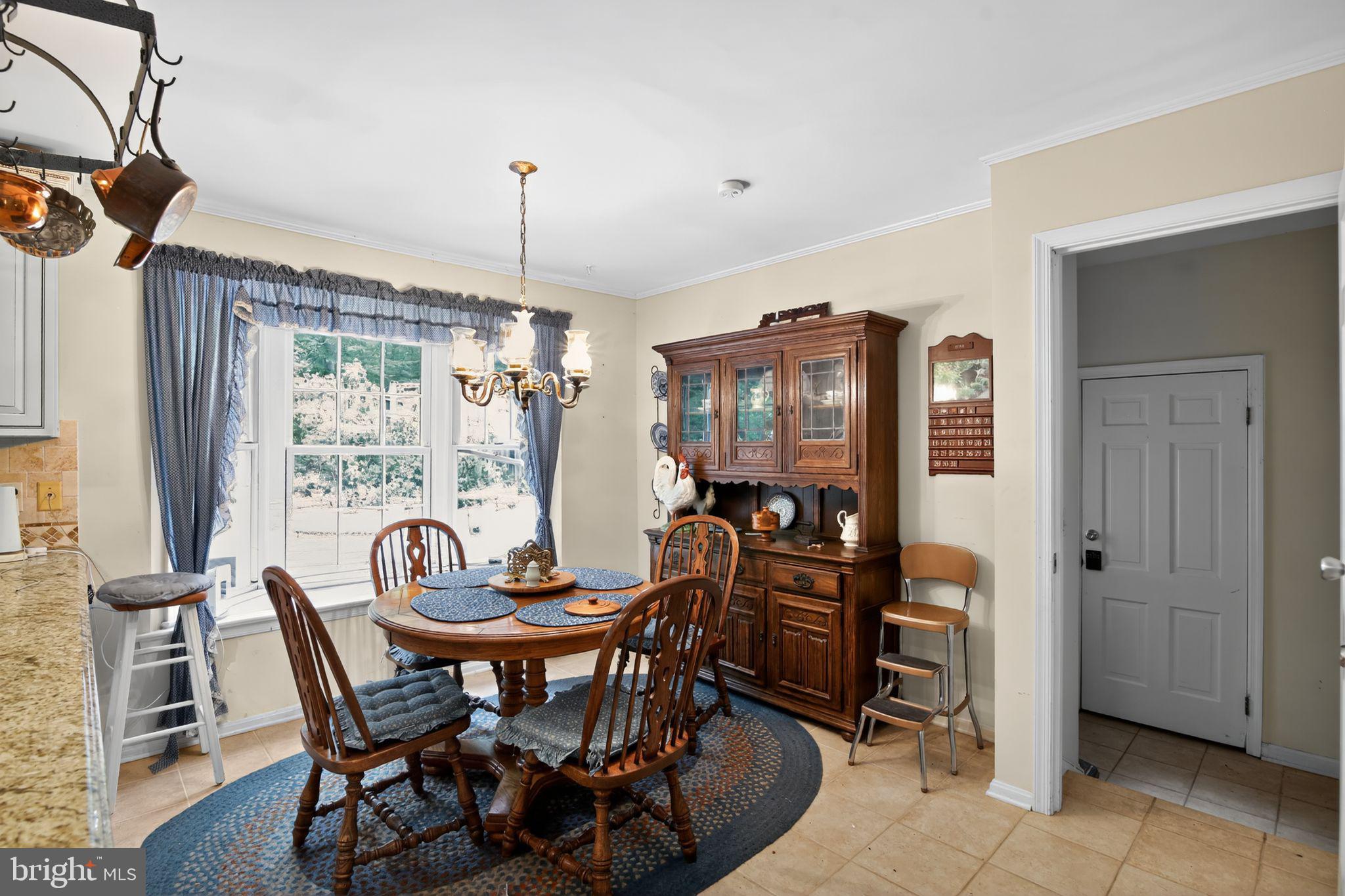 18606 Cabin Road Triangle, VA 22172 - Photo 3 of 15