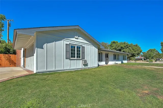 $1,150,000 | 340 West Caroline Court, Ontario, CA 91762