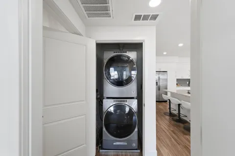 $799,000 | 5933 Sunstone Drive, Unit 410, San Jose, CA 95123