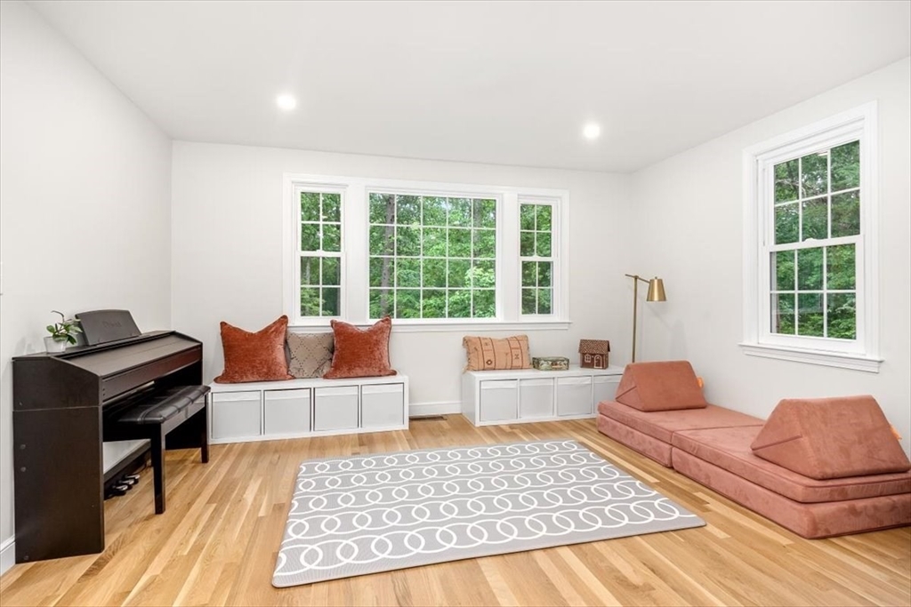 98 Old Forge Road Scituate, MA 02066 - Photo 10 of 29