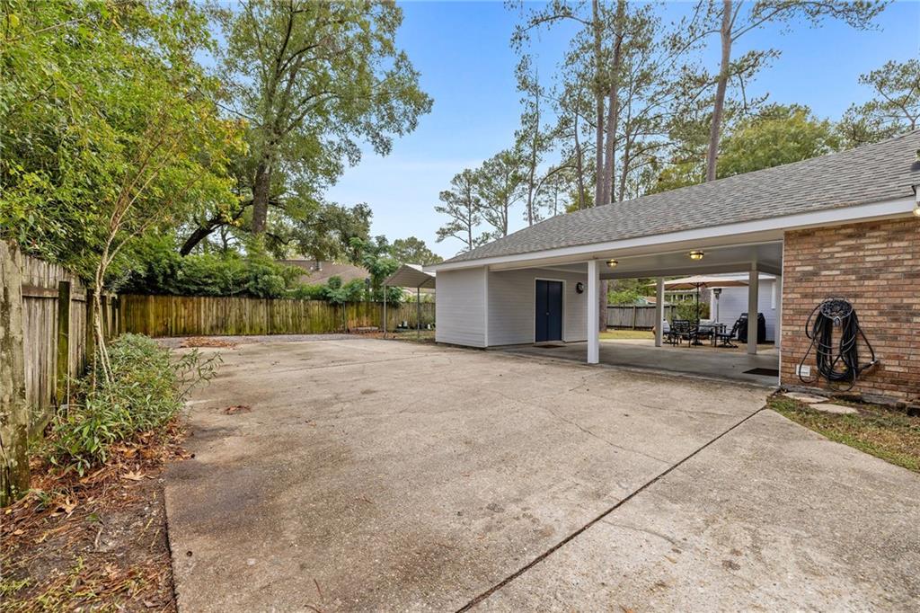 209 Trinity Lane Mandeville, LA 70471 - Photo 21 of 24