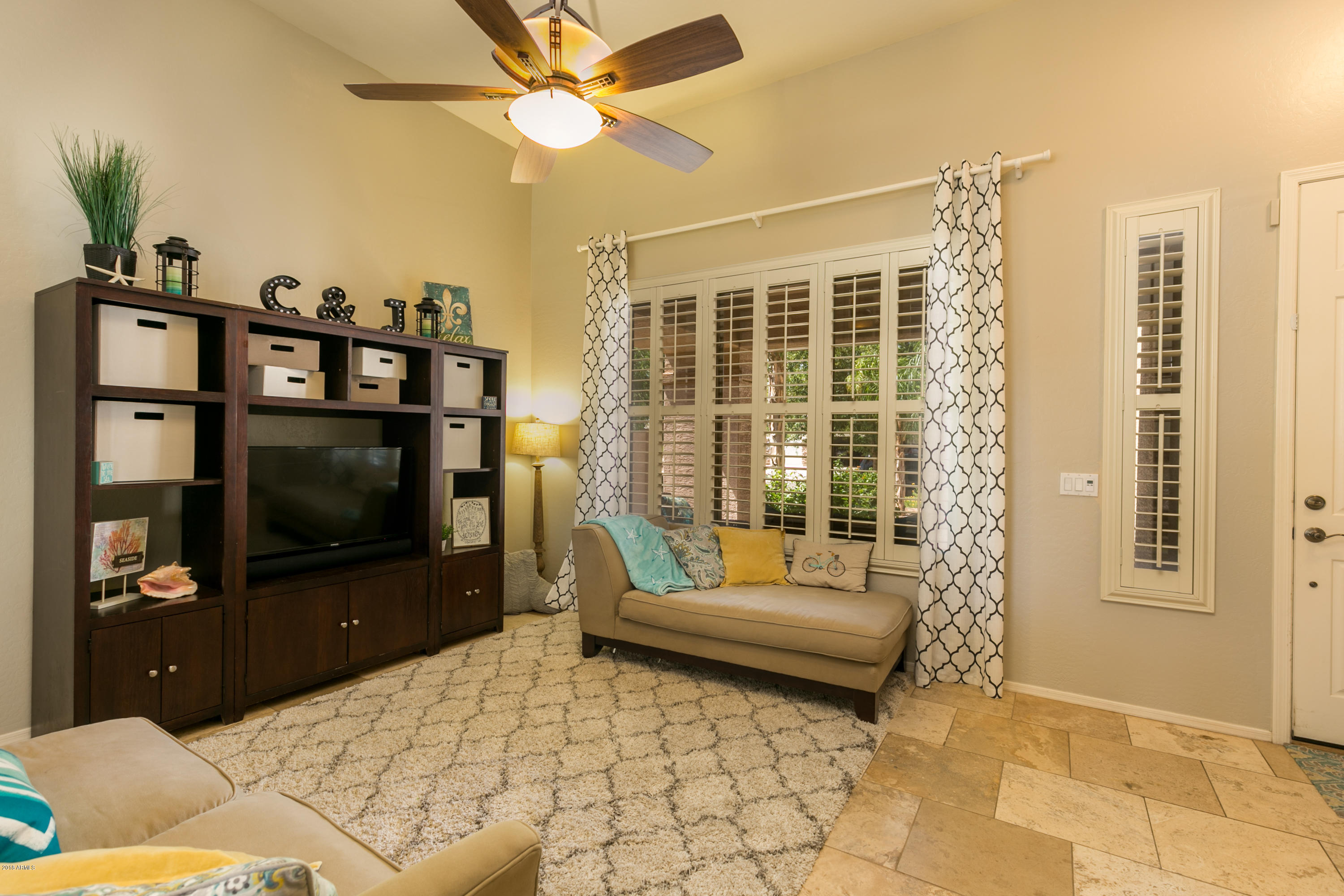 4033 East Reins Road Gilbert, AZ 85297 - Photo 4 of 16 Reins-6