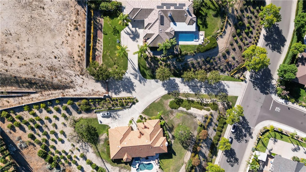 6204 Claridge Drive Riverside, CA 92506 - Photo 17 of 27